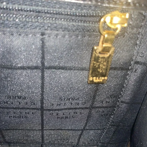 CELINÉ Vintage Purse With Dustbag - Picture 16 of 17